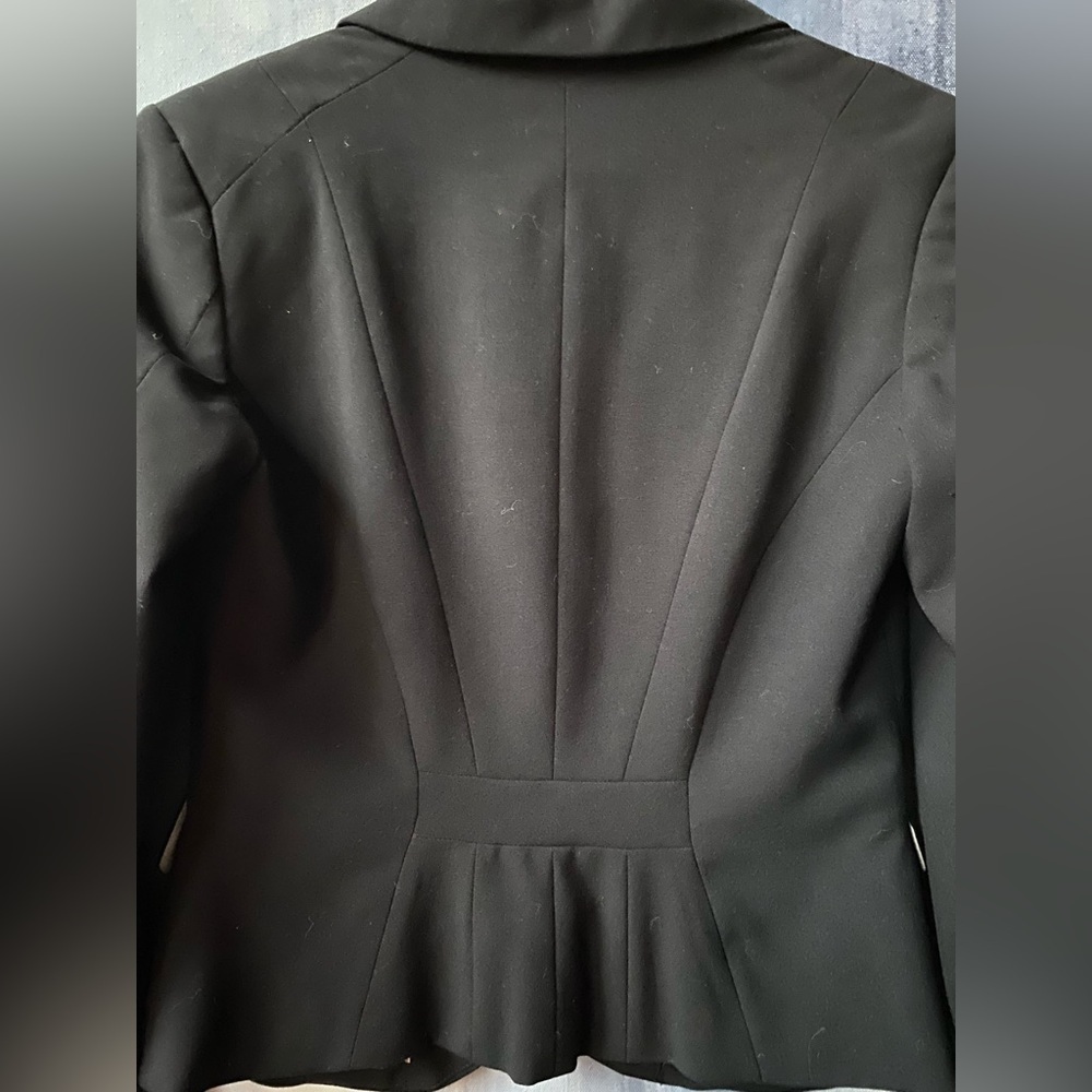 H&M Classic Black Cropped Fitted Blazer Size 6 - Picture 6 of 10